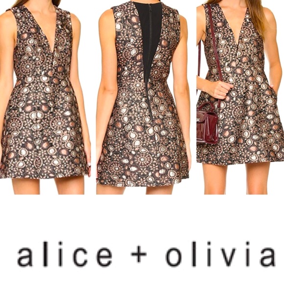 Alice + Olivia Dresses & Skirts - •ALICE+OLIVIA•Rose Gold Metallic Brocade Embroidered PACEY Dress•Sz 0/XS